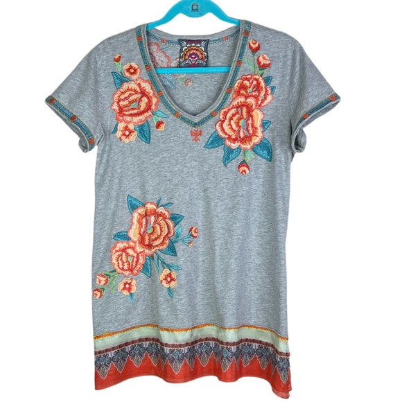 Johnny Was Aveline Scarf Flounce Tunic Short Sleeve Embroidered Silk Gray Top M - Picture 10 of 10